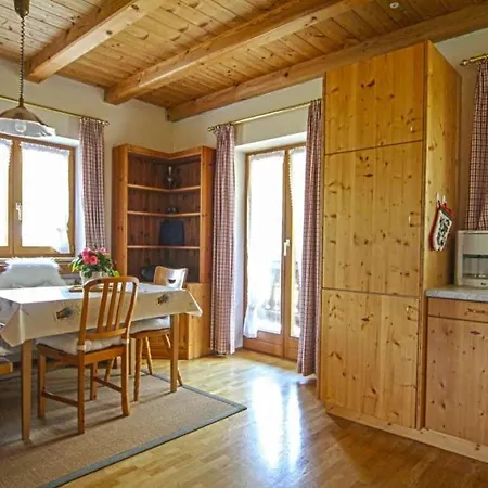 Gaestehaus Weinrebe * Шёнау-ам-Кёнигсзе