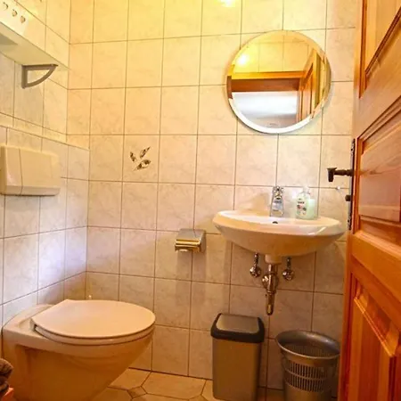 Апартаменты Gaestehaus Weinrebe Шёнау-ам-Кёнигсзе