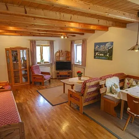Gaestehaus Weinrebe *