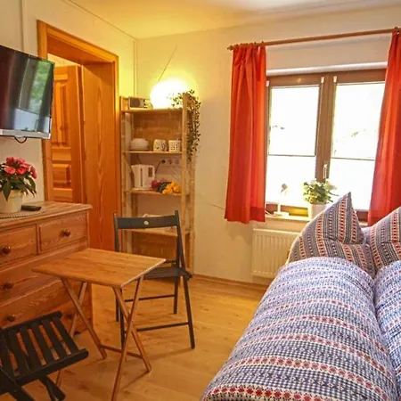 Апартаменты Gaestehaus Weinrebe Шёнау-ам-Кёнигсзе